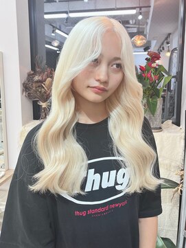 リル 溝の口(LiL) ブロンドヘア【溝の口/ブリーチ/ダブルカラー/抜きっぱなし】