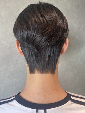 ミヤビ(MIYAVI) 韓国風ダウンパーマ