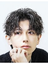 アストラ(ASTRA)&nbsp;MEN’S HAIR/サーフカール/刈り上げセンターパート