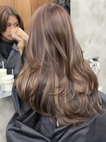 エッセンザ 梅田(ESSENZA) 海外ハイライトカラーレイヤーカットハイライトレイヤースタイル