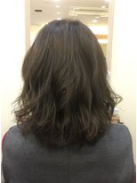 アルターリール(aL ter Rire)&nbsp;【尚平リアルサロンスタイル】イルミナカラー カーキアッシュ☆