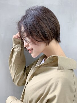 ミィ 表参道(mee.) 【mee.】 ハセガワヒトシ 無造作 丸みショート