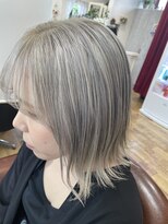 リリー ヘアーアンドビューティー(Lily)&nbsp;ハイトーンカラー ブリーチカラー3回～