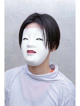 コマ(coma) センターパート刈り上げ女子リヴァイヘア【coma中野】