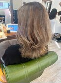 【山田】シークレットハイライトバレイヤージュくびれミディ