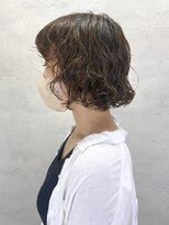 アイティーバイアルバム 北千住店(IT by ALBUM)&nbsp;パーマボブ_シルキーベージュ斜めバング_ba418051