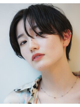 ザ ドッツ(THE DOTS) センターパートハンサムショート