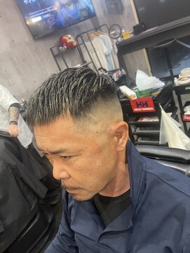 バーバー ショップ ネオ(BARBER SHOP NEO) クロップ　メッシュ　スキンフェード