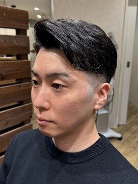 ヨシザワインク プレミアム 横浜 桜木町店(YOSHIZAWA Inc. PREMIUM) ビジネスバーバーサイドパートツーブロックスキンフェード