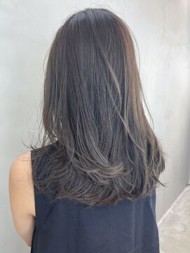 シオン(shion) ロング顔周りレイヤー美髪くびれミディ_ba392823