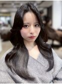 【韓国風ヘア】センターパート/韓国風巻き/くすみベージュ