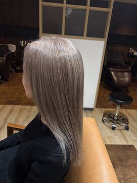 アンソメット 筑後店(UN SOMMET) White beige