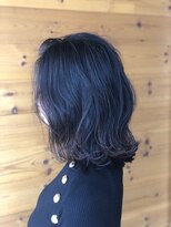 アッカ(ACCA)&nbsp;黒髪暗髪アッシュx小顔前上がりボブ