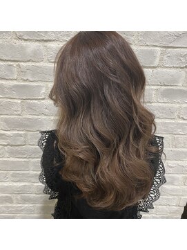 アヴァンス 天王寺店(AVANCE.) 艶カラー×ナチュラルブラウングラデーション