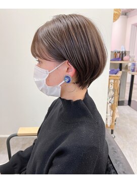 ガーランドウメダ(Garland umeda) アディクシーカラー＿マッシュショート＿0007351