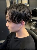 944黒髪ツーブロック刈り上げモノトーングレージュバリアージュ