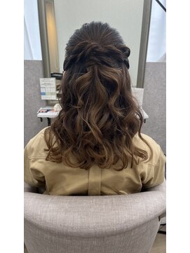 キープス(Keeps) ハーフアップ