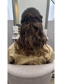 ハーフアップ