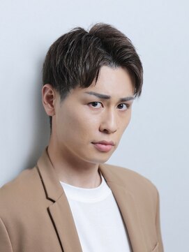 ラヴィニュースタンダードバーバーハナレ 新宿(LAVIE) アップバングマッシュ