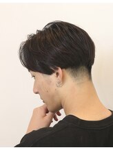 イワサ理容室 センターパートのマッシュスタイル