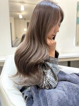 ノーチェ(noche) 明るめシフォンベージュカラー