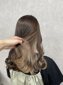 アン ブリーチ(UN BLEACH) インナーミルクティーベージュカラー♪