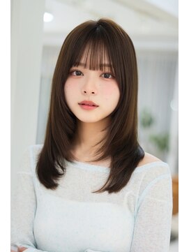 レイリー 原宿 表参道(Rayreee) くびれミディアム/レイヤー/ぱっつん前髪/小顔カット