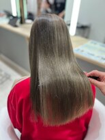 ビビバイベル(BiVi by BHEL)&nbsp;桑名ロングレイヤーカットハッシュカット透明感カラー重めロング