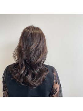 ソランテ(SOLLANTE) 透明感グレージュ