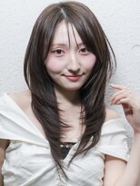 イリ 大阪(ili) ミディアムレイヤーカット/ミルクティーブロンド/髪質改善