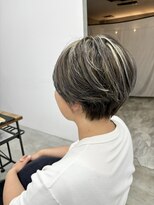 テラス トヨタ(Telasu Toyota) ハンサムショートとホワイトハイライトカラー◎
