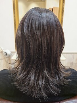 ヘアーズ ロッソ テラス(hair's ROSSO TERRACE) ミディアムレイヤー×ダークアッシュ