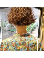 ビビト(bibito)&nbsp;bibito 切りっぱなしネオソバージュ ボブ　スパイラルウェーブ