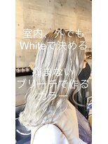 オクルス(OCULUS) Whiteカラー