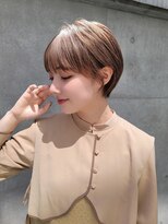 アムリタ 三鷹(AMRITA)&nbsp;耳掛けショート/大人可愛い/ショートボブ/ハンサムショート