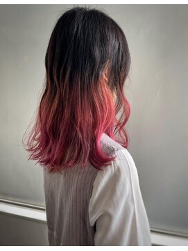 エル セルカ 高田馬場(el CERCA) 濃ピンクグラデーション【el CERCA高田馬場/新宿】