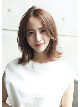 ルーカ 恵比寿(LU-CA) 30代40代50代 小顔ひし形レイヤーミディアム　【LU-CA恵比寿】