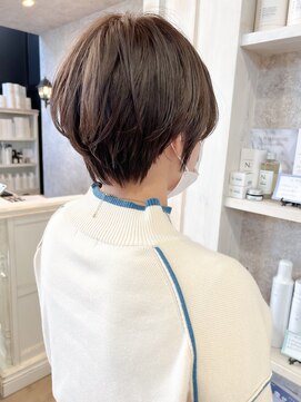 キャアリー(Caary) 福山市美容室Caary冬ショートヘアパープルアッシュグレージュ