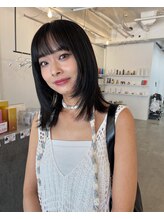 メゾンアメリナンバーツー(Maison Amelie N°2)&nbsp;似合わせカット　ミディアムレイヤー