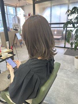 トリニティ 本厚木(trinity) ナチュラルレイヤースタイル本厚木