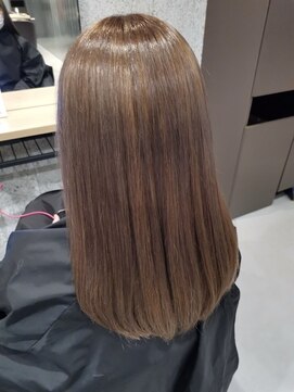 パーク(PARK.umeda) ほんのりピンクイン艶々ベージュカラー