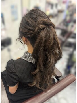 ベルグロー 北新地上通り店(BELLEGROW) ポニーテール