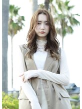 メゾンドブルー(Maison de blue) ブリーチなしグレージュカラー ロングヘア