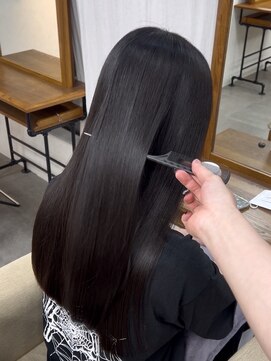 リングバイモアムー(Ring by Moremuu) hazuki髪質改善　矯正