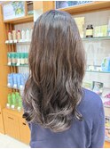 話題沸騰中！コテ巻き風パーマ