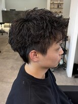 ヒュイル バイ ニアウ(Hwyl by Niau)&nbsp;スパイキーパーマ/スパイキーショート/伊勢崎市