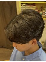 オアゾバーバー(OAZO BARBER)&nbsp;センターパート/ニュアンスパーマ