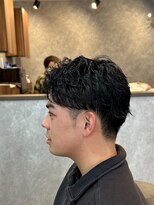 ザ クラン バイ ヘッドライト 仙台長町店(THE CLAN by HEADLIGHT) 【人気メンズパーマ】センターパート×緩めツイストスパイラル