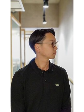 ダウズバーバーショップ 渋谷(dau's barber shop) 【センターパート】メンズ/バーバー/渋谷/宮益坂
