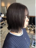 ヘアーループセラデザインワークス(Hair ruup Sela design works) 切りっぱなしボブ×顔周りレイヤー×オリーブグレージュ